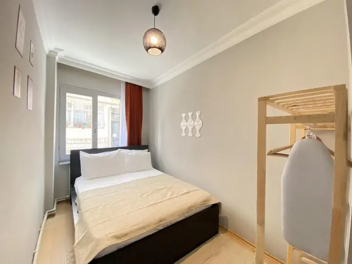 Стамбул: Charming Flat With Balcony in Sinanpasa Besiktas