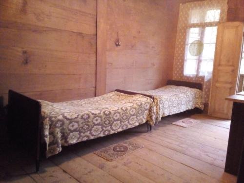 Цагери: Kinchkha Wood House
