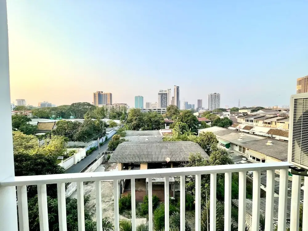 Бангкок: The Town Condo