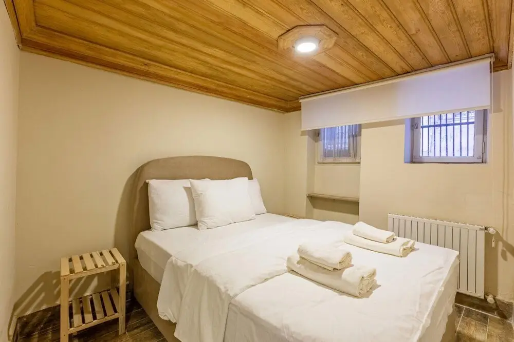 Стамбул: Cozy and Peaceful Duplex in Historical Balat