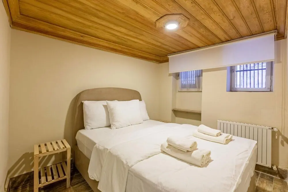 Стамбул: Cozy and Peaceful Duplex in Historical Balat