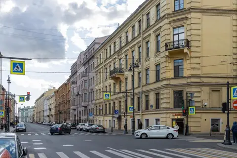 Рядом с Эрмитажем — фото 1
