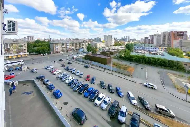 Екатеринбург: Апартаменты на улице Союзная