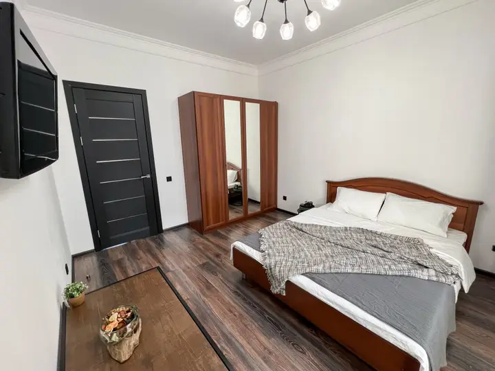 Астана: Апартаменты Однокомнатные RentHouse на 4
