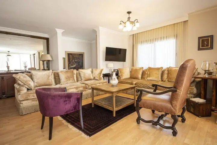 Бодрум: Enchanting House With Backyard in Bodrum
