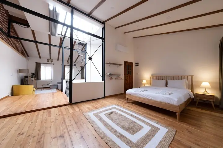 Стамбул: Penthouse in the Heart of Pera