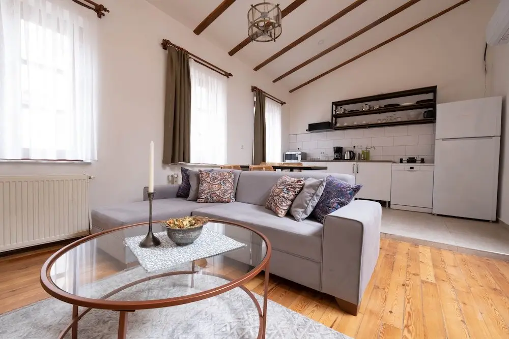 Стамбул: Penthouse in the Heart of Pera