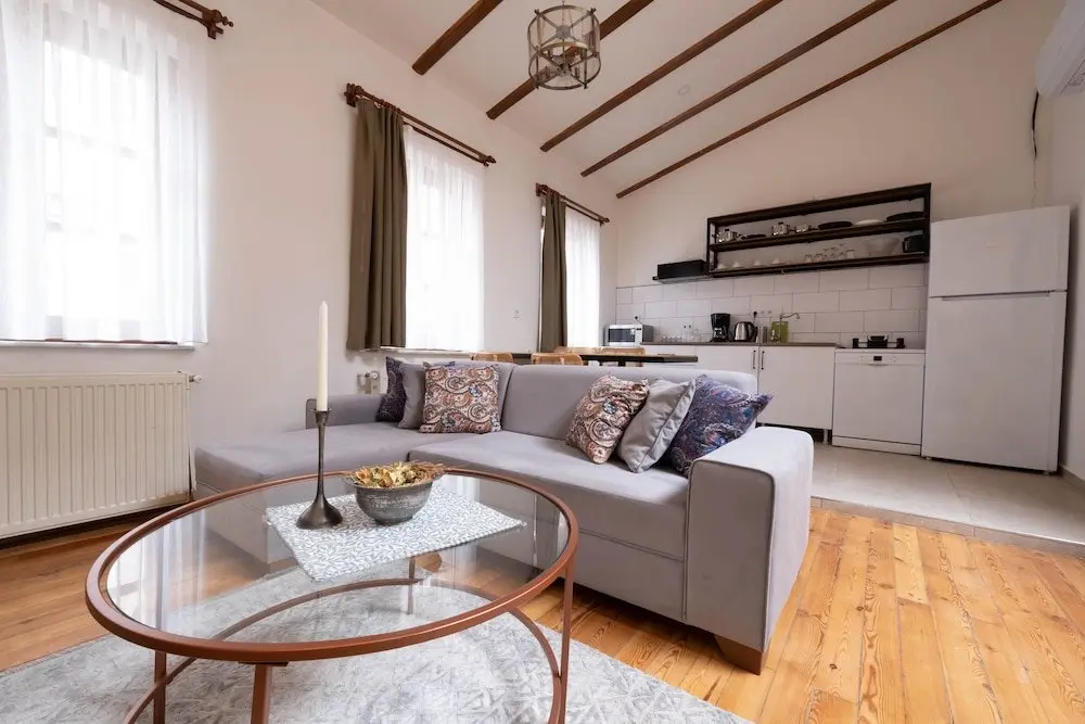 Стамбул: Penthouse in the Heart of Pera