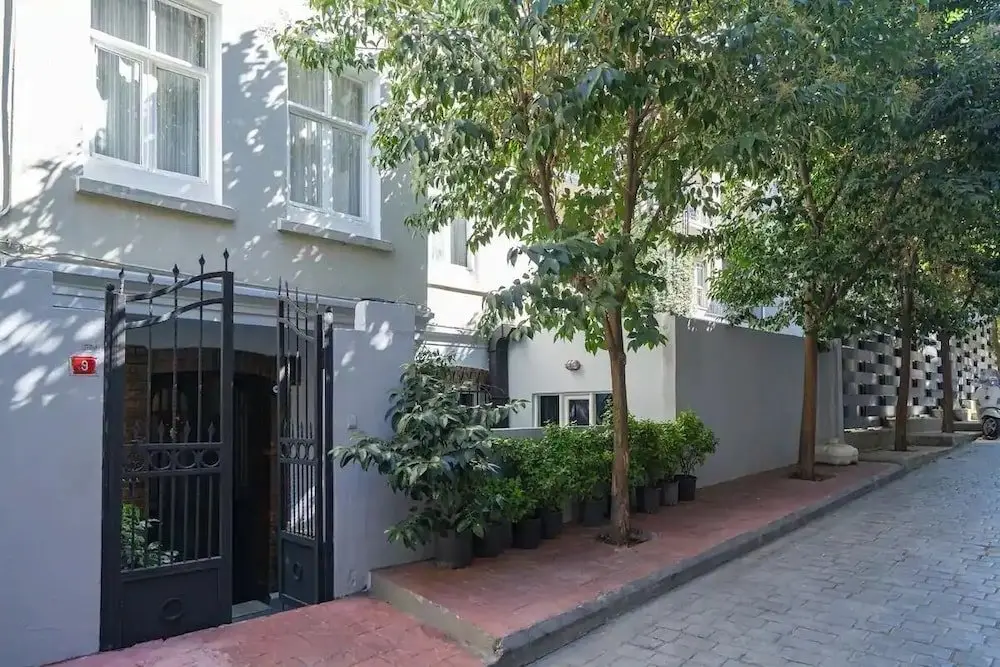 Стамбул: Garden Floor Flat in The Galata