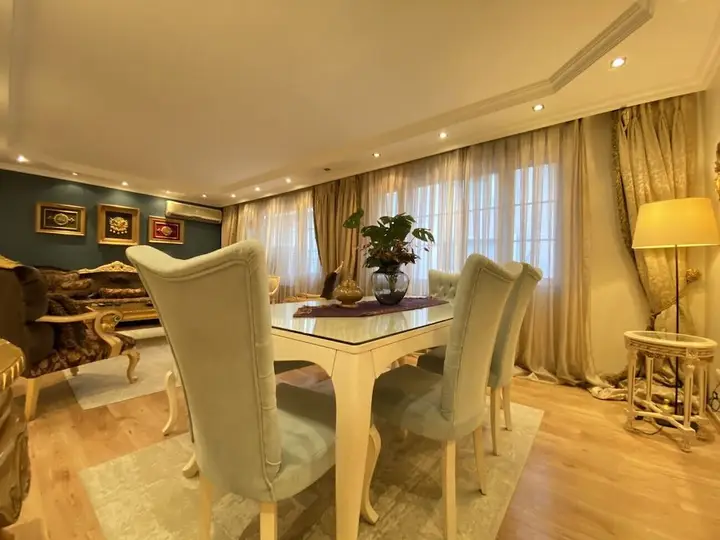 Стамбул: Missafir Exclusive Flat With Balcony in Nisantasi