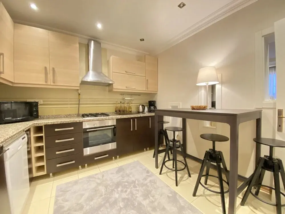 Стамбул: Missafir Exclusive Flat With Balcony in Nisantasi