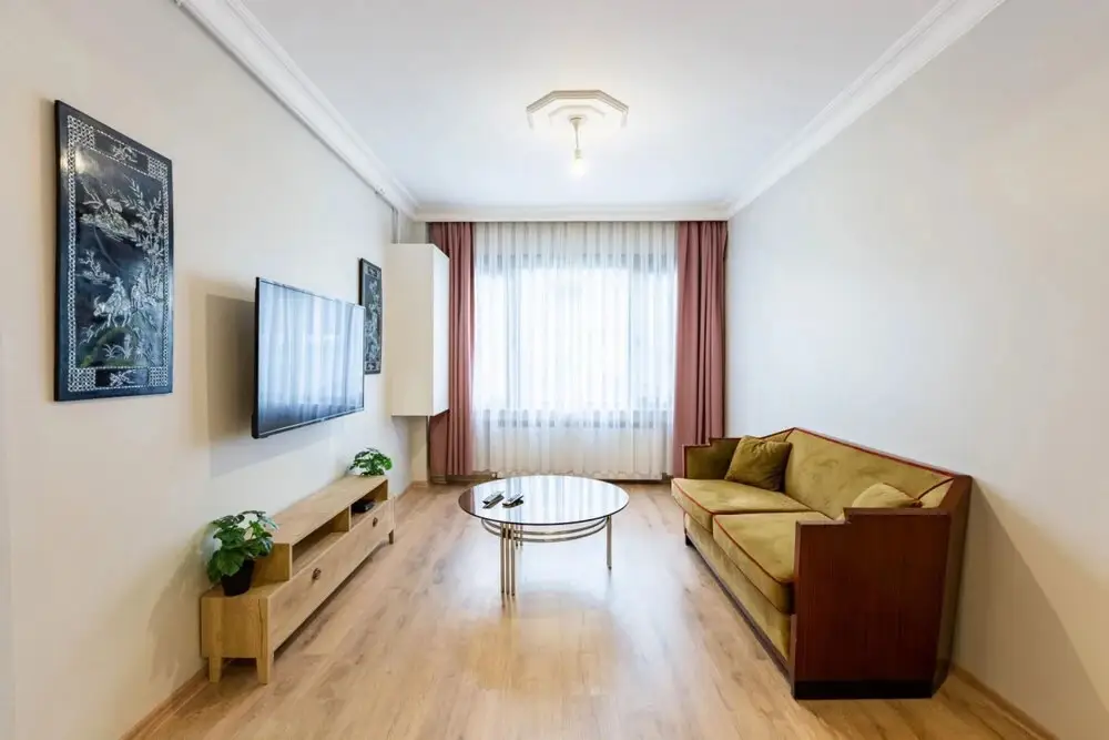 Стамбул: Lovely Central Flat Near Metro Station in Sisli
