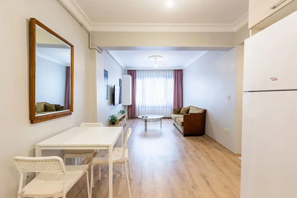 Стамбул: Lovely Central Flat Near Metro Station in Sisli