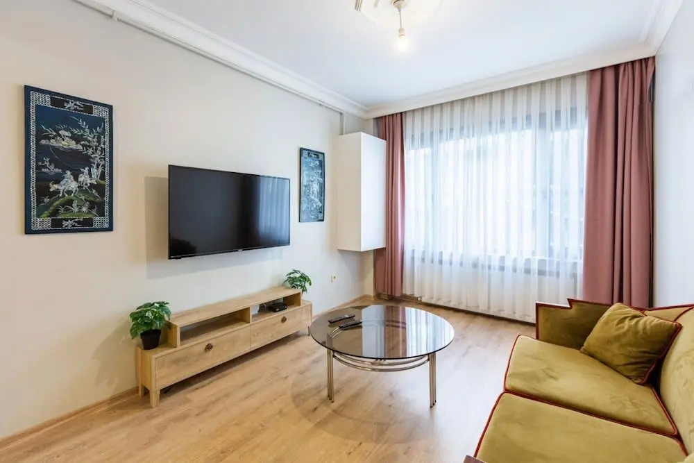 Стамбул: Lovely Central Flat Near Metro Station in Sisli