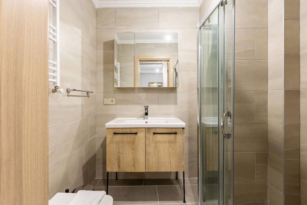 Стамбул: Lovely Central Flat Near Metro Station in Sisli