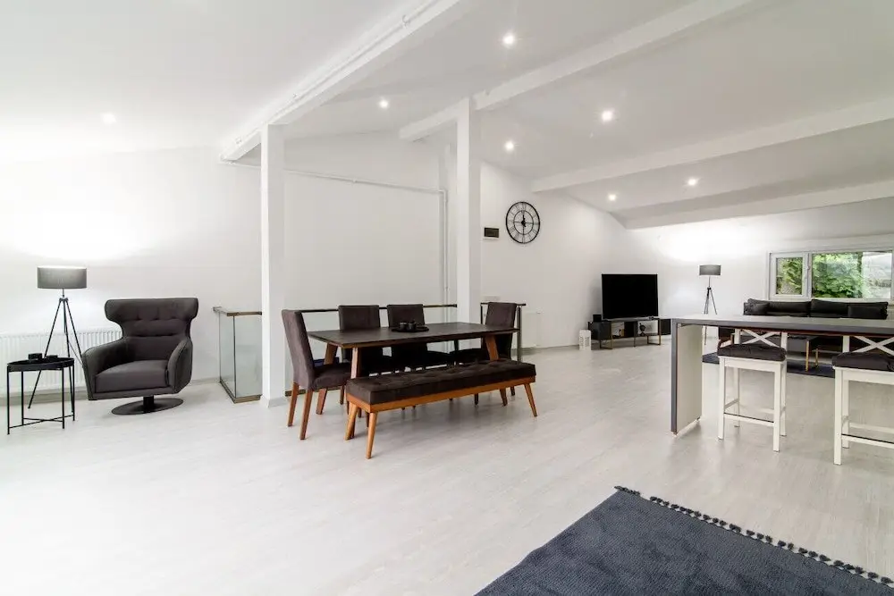Стамбул: Sleek House With a Lovely Terrace in Besiktas