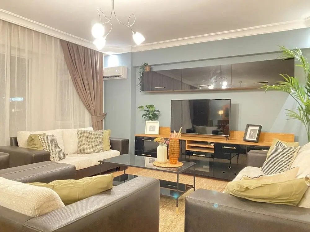 Стамбул: Missafir Sleek Flat in Nisantasi With Terrace