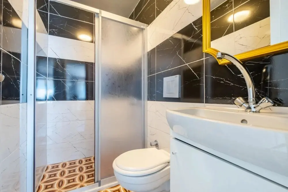 Стамбул: Remarkable Flat in the Heart of Cihangir