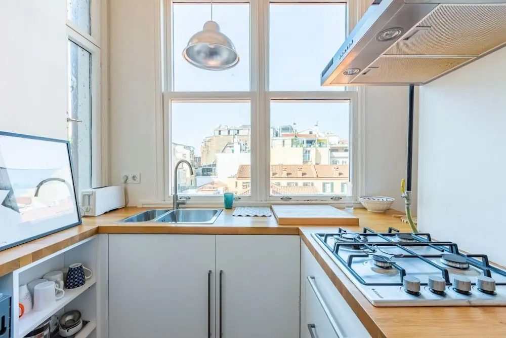 Стамбул: Eclectic Home Near Galata Tower in Beyoglu