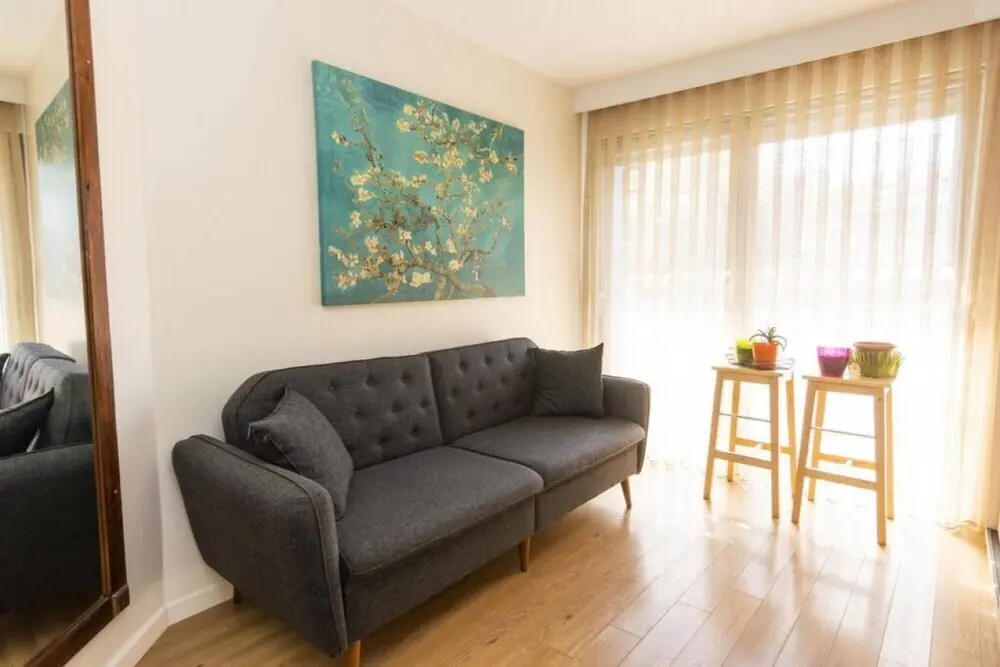 Стамбул: Comfy Home Near Public Transportation in Sisli