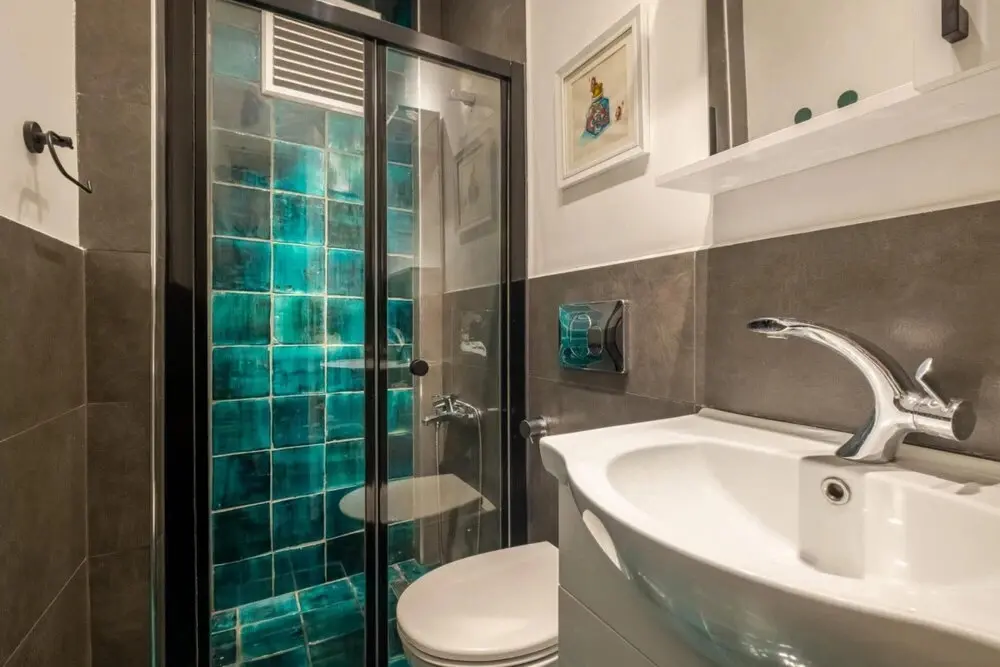 Стамбул: Eclectic Flat Near Metro With Terrace in Kadikoy