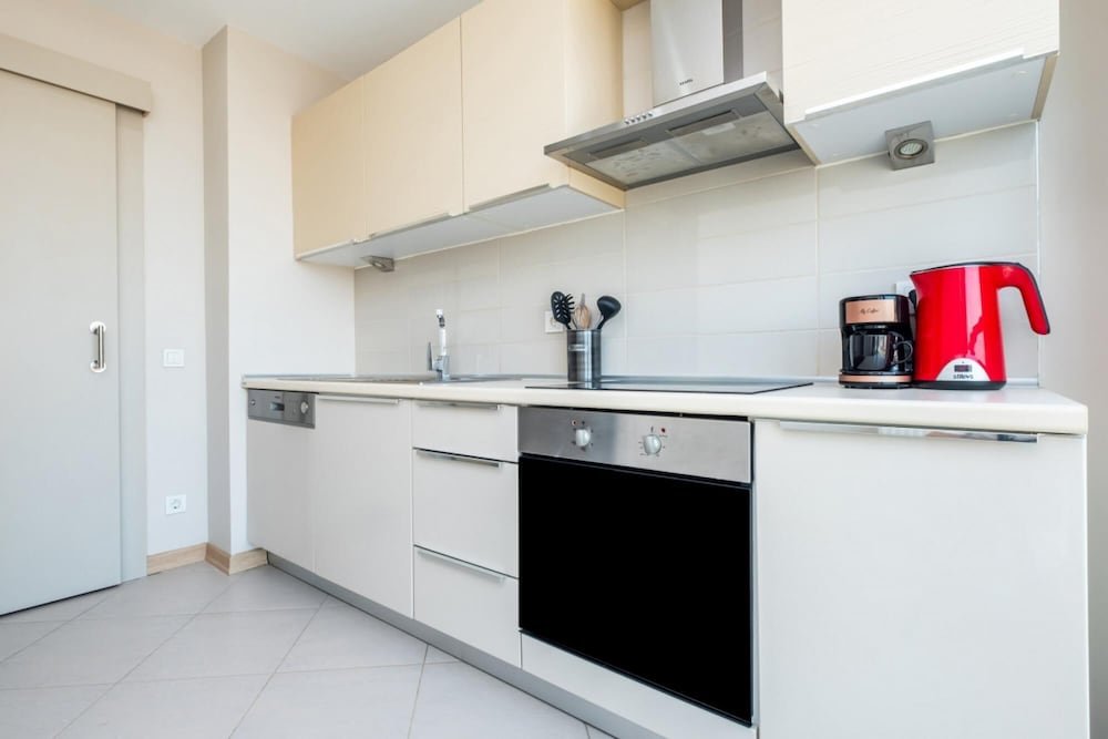 Стамбул: Superb Flat Close to SAW With Shared Pool in Tuzla