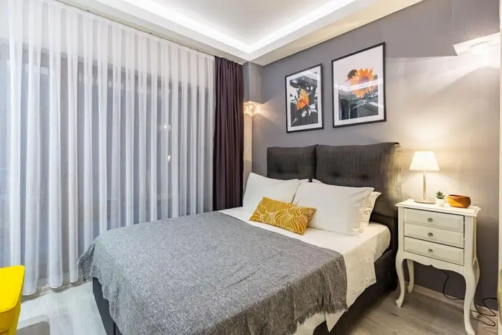 Стамбул: Missafir Excellent Flat With Backyard in Nisantasi