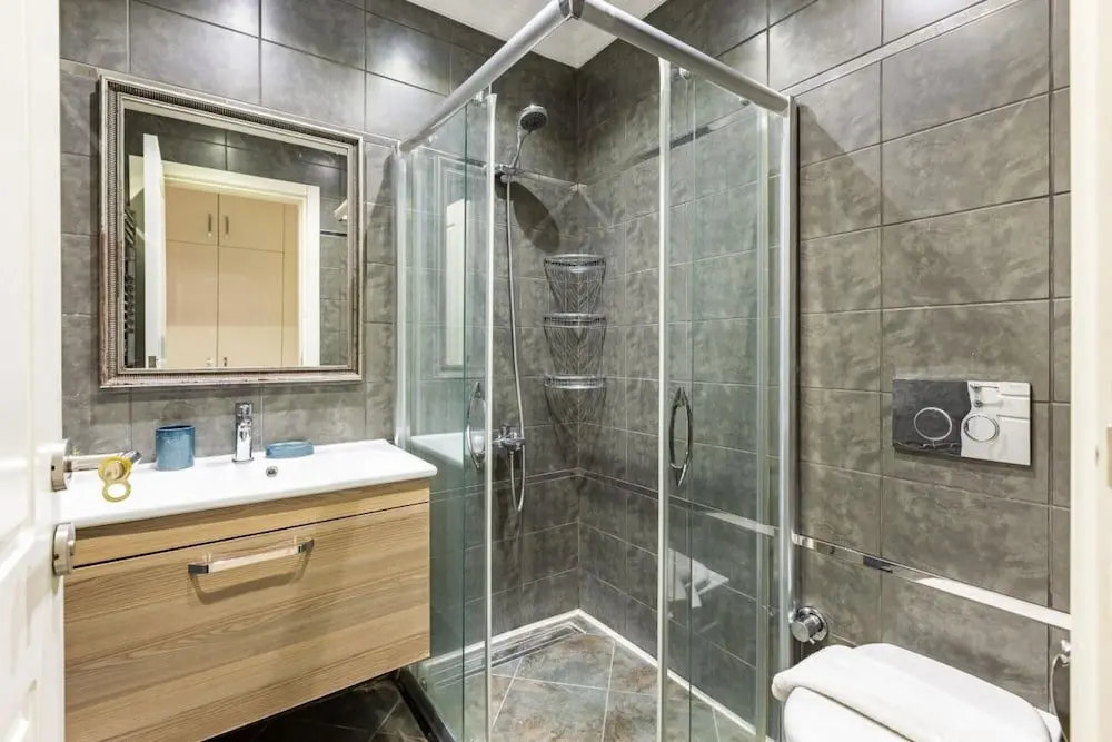 Стамбул: Missafir Excellent Flat With Backyard in Nisantasi