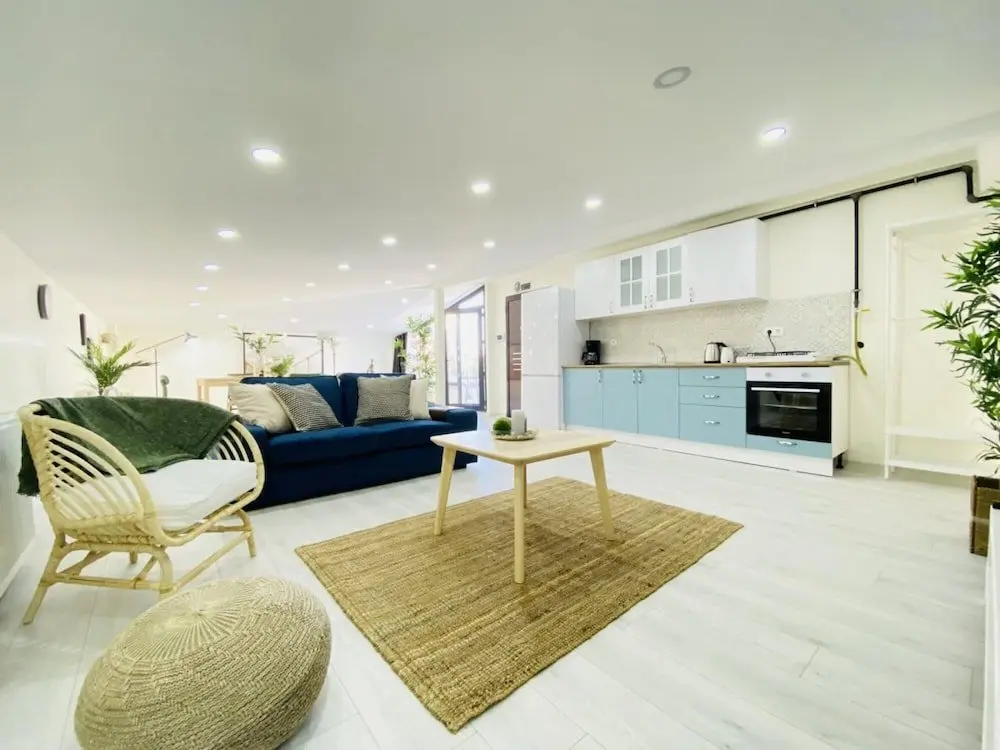 Стамбул: Missafir Exquisite Flat With Terrace in Nisantasi