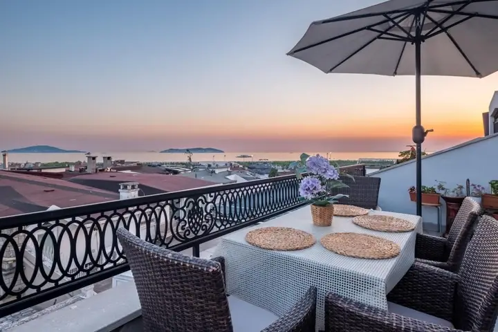 Стамбул: Peaceful Duplex Flat With Adalar View in Maltepe