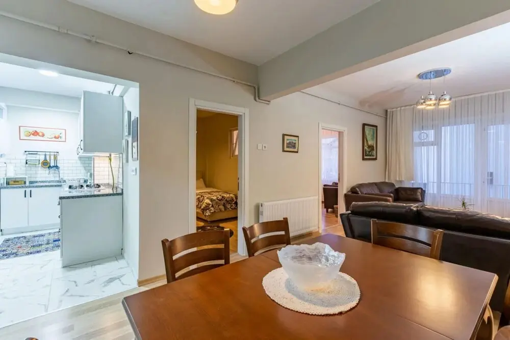Стамбул: Central Flat Near the Bosphorus Shore in Uskudar
