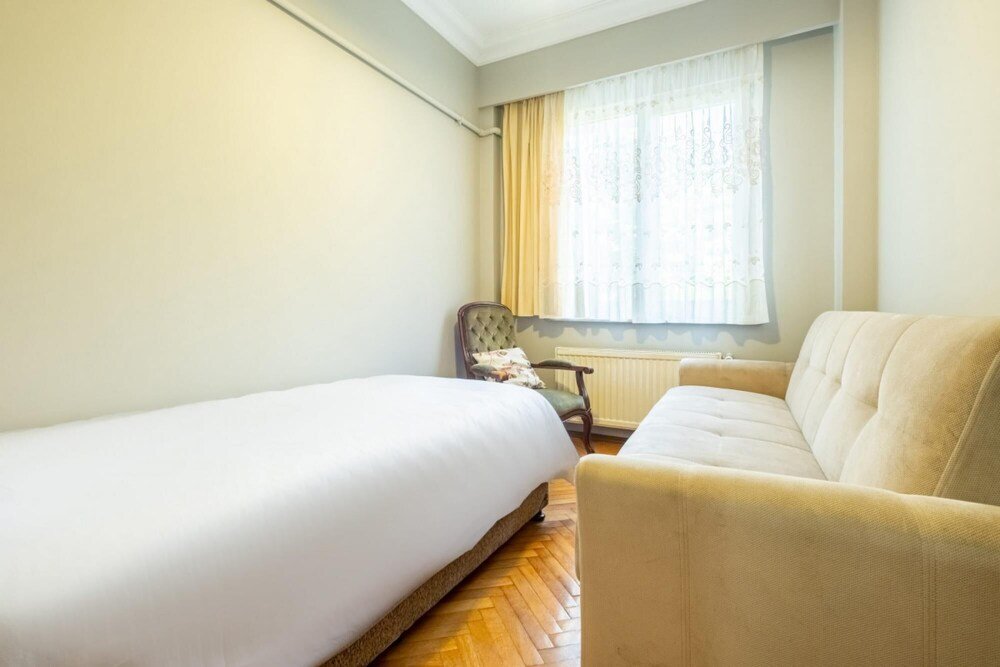 Стамбул: Captivating and Central Flat With Balcony in Sisli
