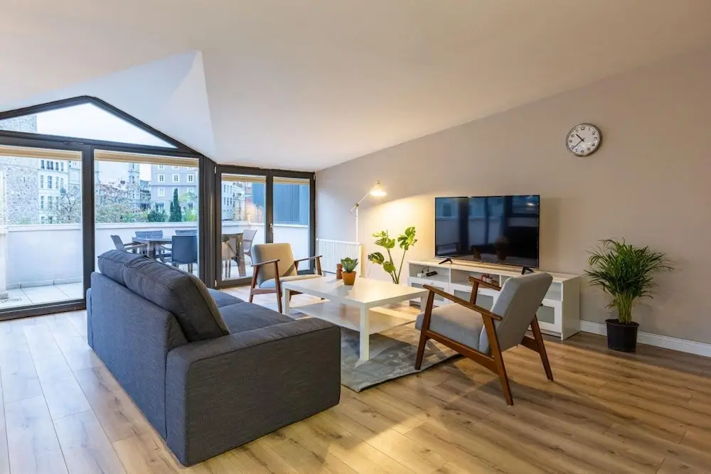 Стамбул: Exceptional Flat With Galata Tower View in Beyoglu