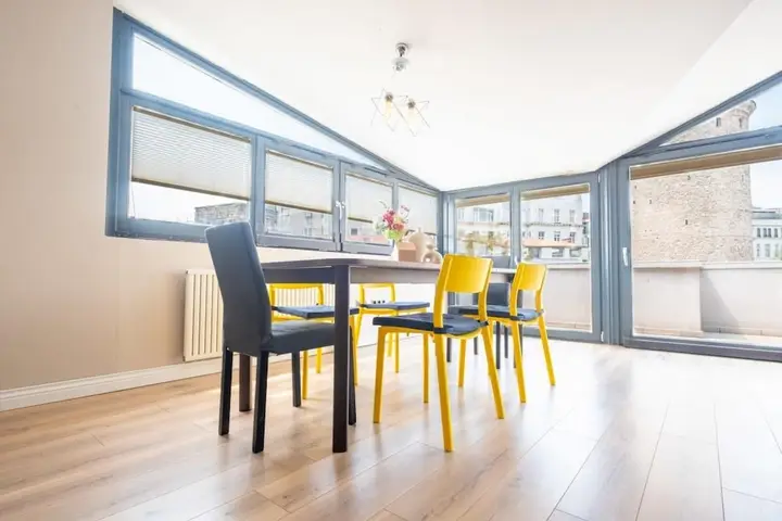 Стамбул: Exceptional Flat With Galata Tower View in Beyoglu