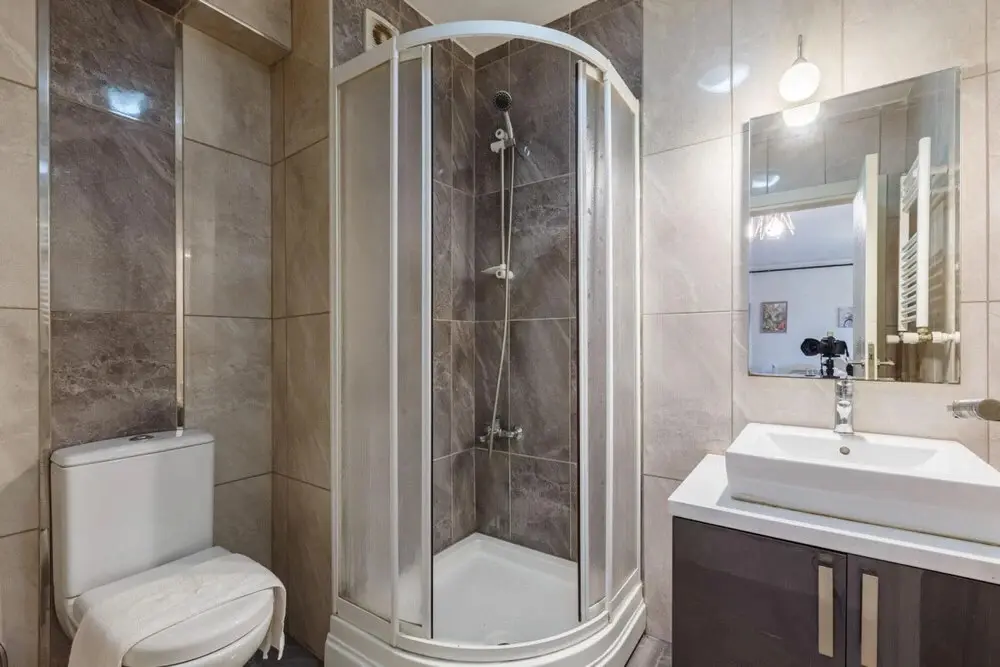 Стамбул: Cozy Flat Near Public Transportation in Tuzla