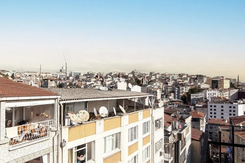 Стамбул: Lovely and Central Flat With Balcony in Cihangir
