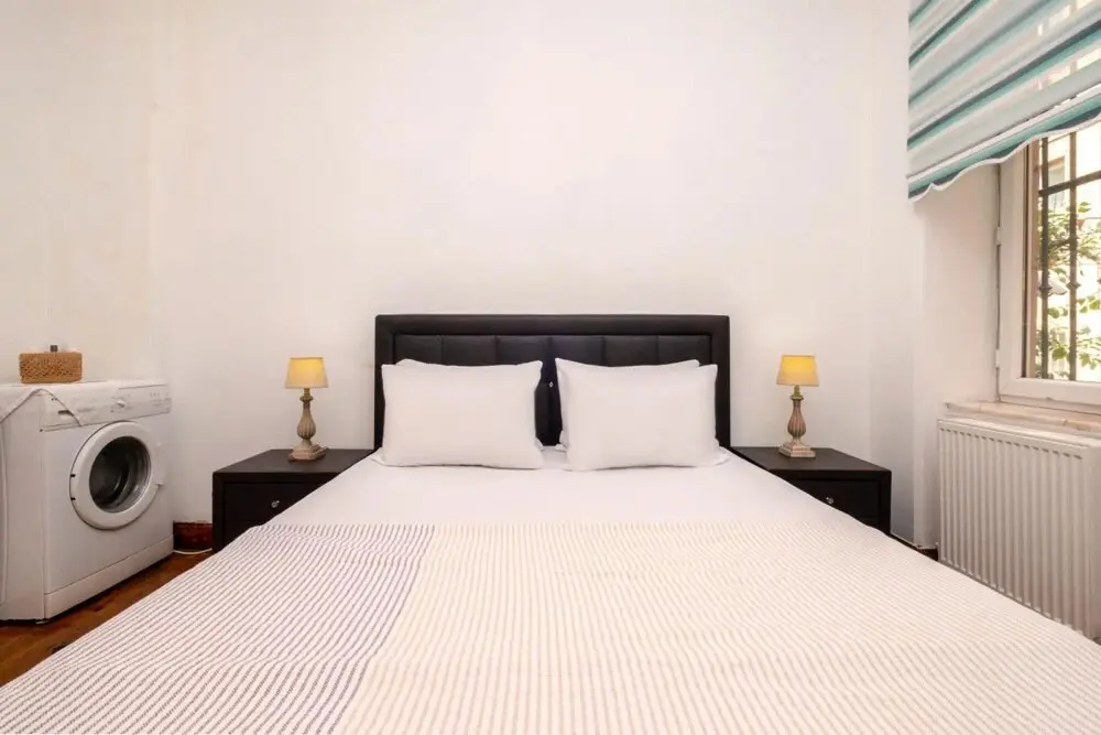 Стамбул: Lovely and Central Flat With Balcony in Cihangir