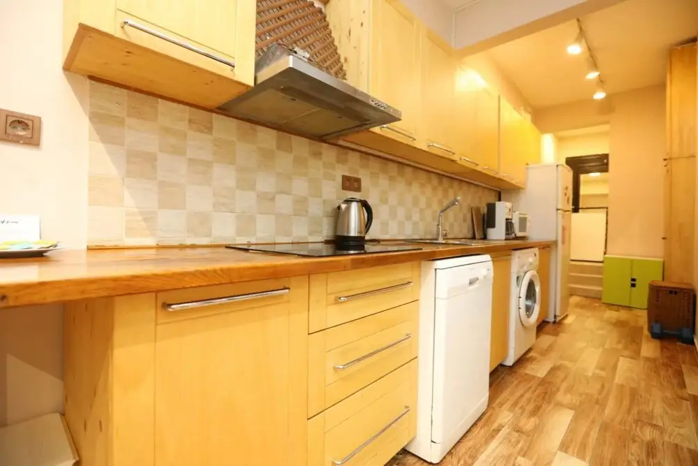 Стамбул: House Near Trendy Attractions and Close to Taksim