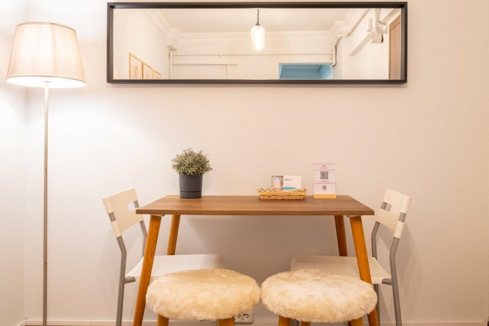 Стамбул: Home With Private Garden Close to Osmanbey Metro