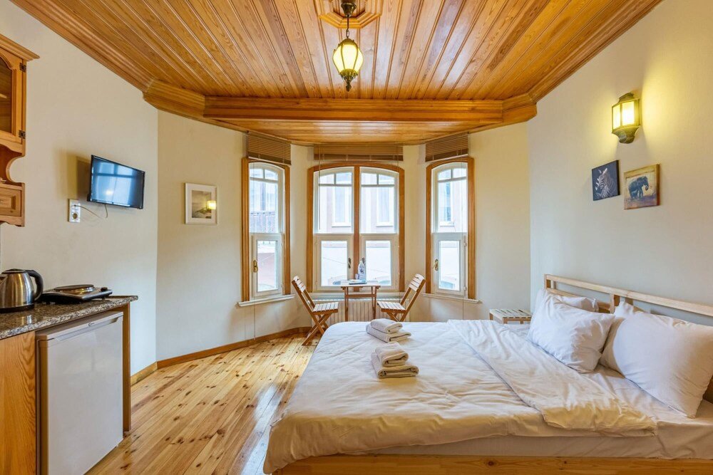 Cozy Flat Near Trendy Attractions in Balat Fatih — фото 1