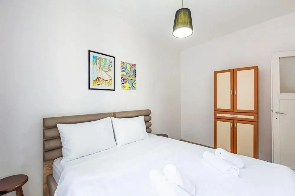 Стамбул: Central and Vibrant Flat in Besiktas