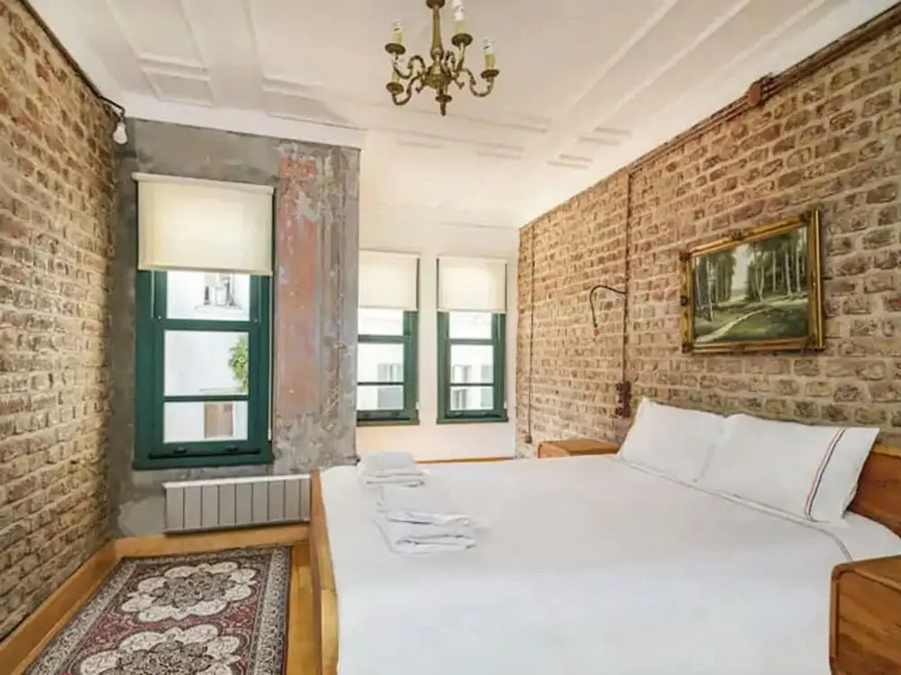 Стамбул: Historic House Near Popular Landmarks in Balat