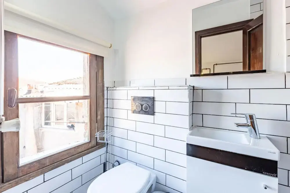 Стамбул: Historic House Near Popular Landmarks in Balat