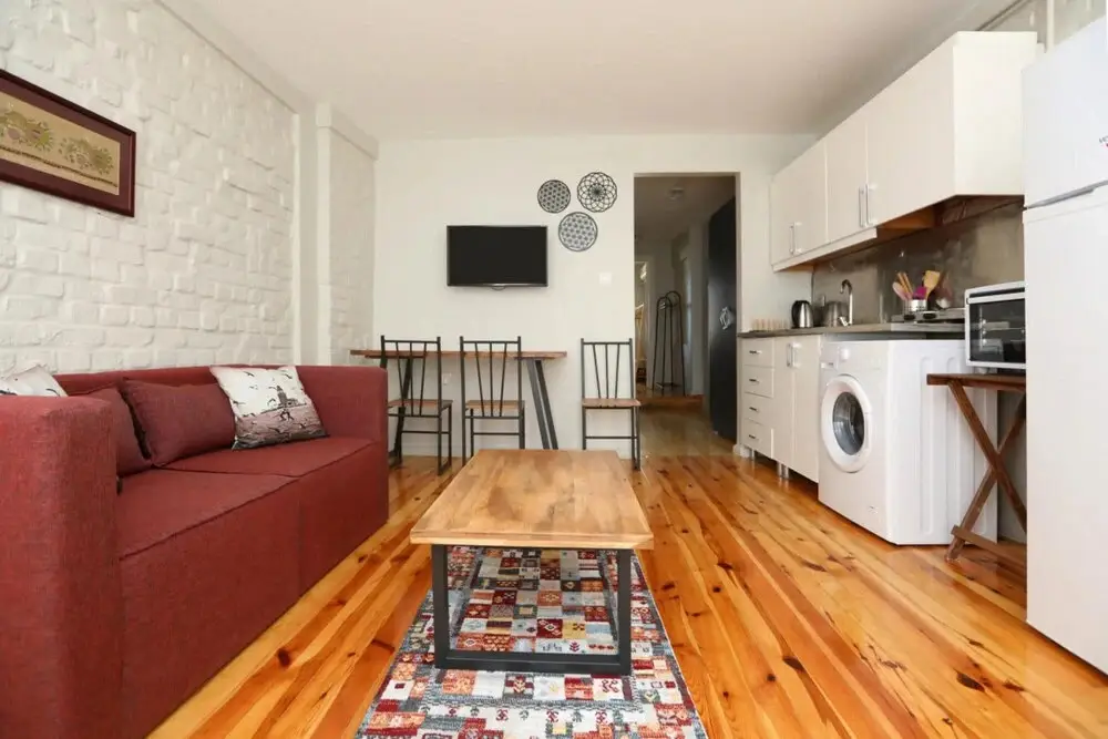 Стамбул: Flat With Balcony and Shared Terrace in Beyoglu