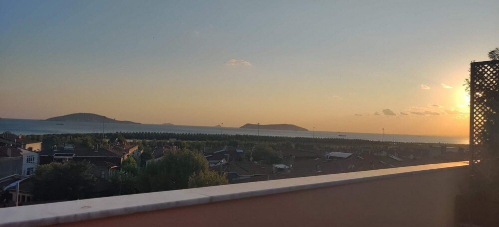 Стамбул: Sleek Flat Near Public Transportation in Maltepe