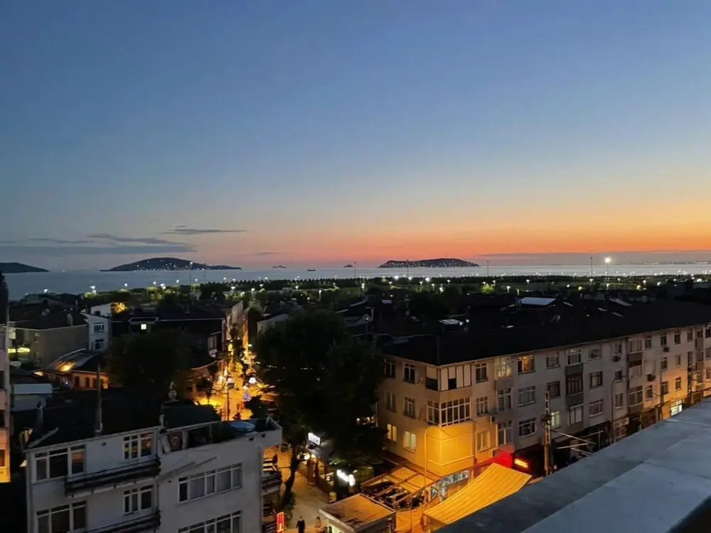 Стамбул: Sleek Flat Near Public Transportation in Maltepe
