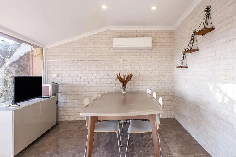 Стамбул: Sleek Flat Near Public Transportation in Maltepe