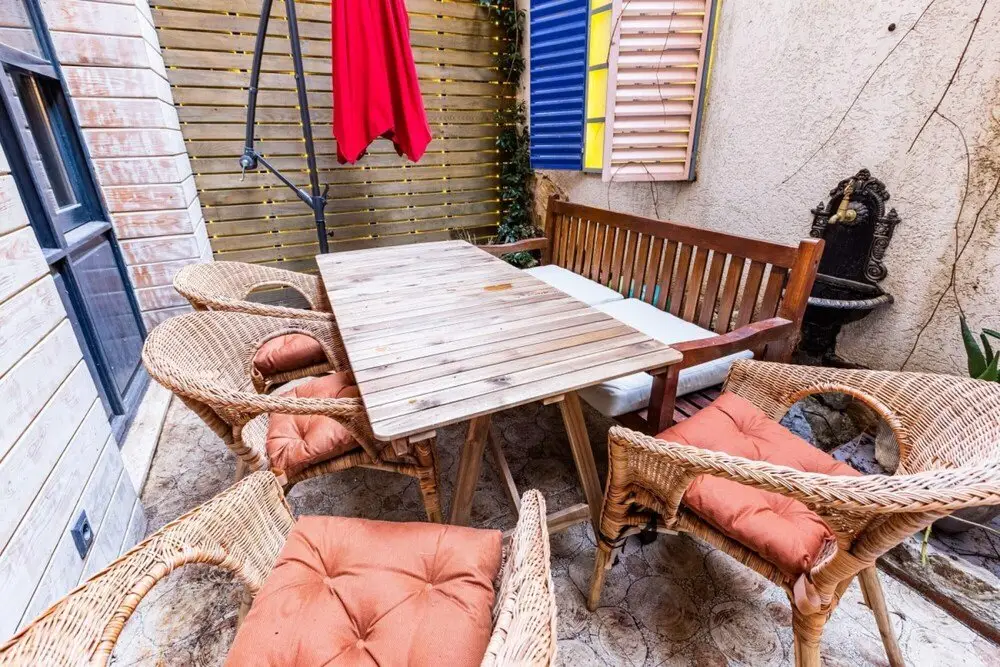 Стамбул: Missafir Apartment With Backyard in Nisantasi