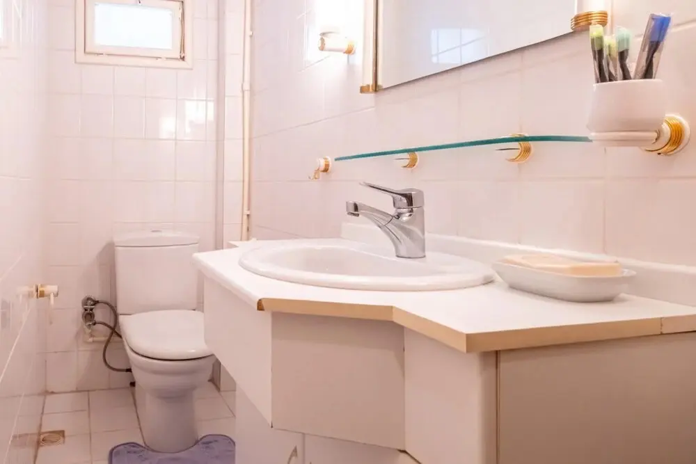 Стамбул: Bright and Central Flat in Kadikoy With Balcony
