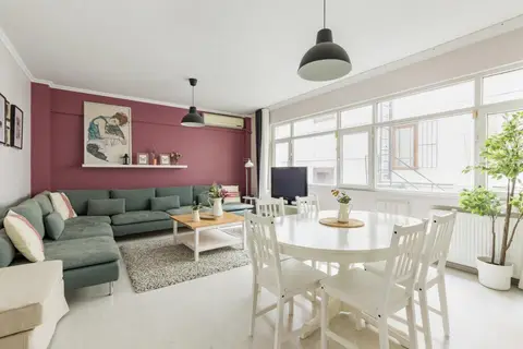 Missafir Stylish and Central Flat in Nisantasi — фото 1